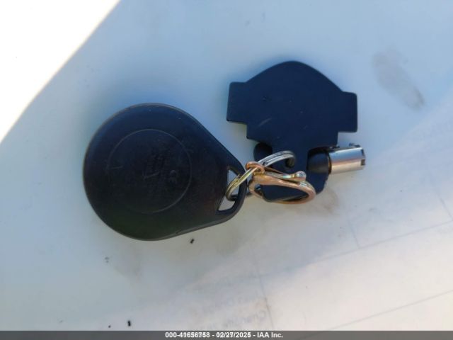 2010 HARLEY-DAVIDSON FLHTK 1HD1KEM1XAB672232 Photo 10