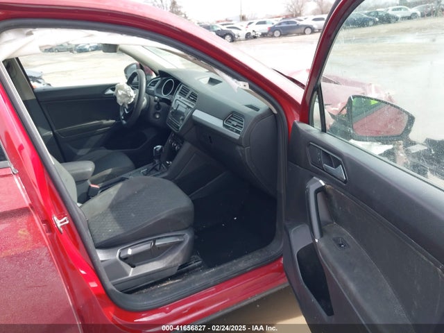 3VV1B7AX9JM085312 Volkswagen Tiguan 2.0t S