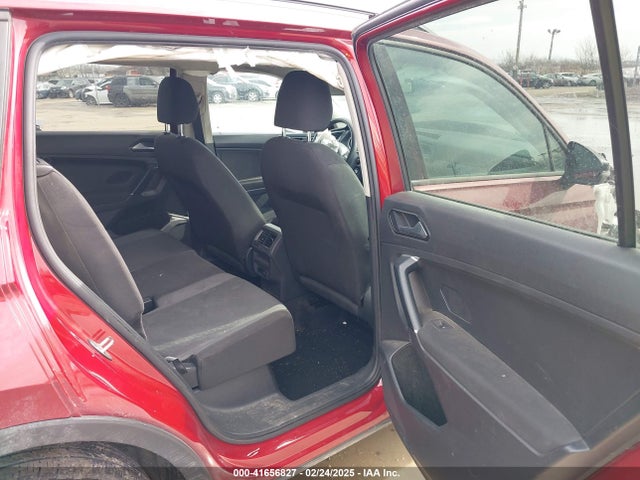 3VV1B7AX9JM085312 Volkswagen Tiguan 2.0t S