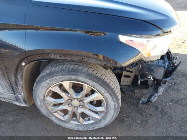 1GNEVJKW5JJ174261 Chevrolet Traverse Premier