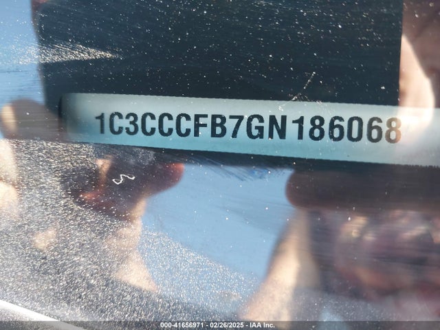 1C3CCCFB7GN186068 Chrysler 200 Touring