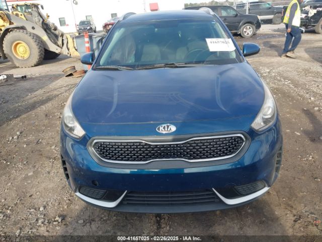 KNDCB3LC6J5114183 KIA NIRO LX