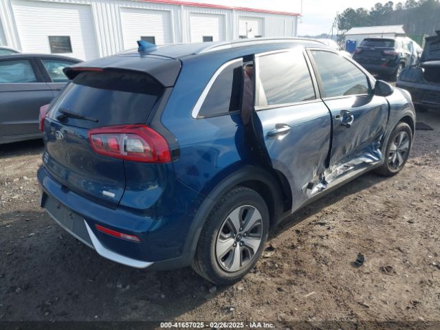 KNDCB3LC6J5114183 KIA NIRO LX