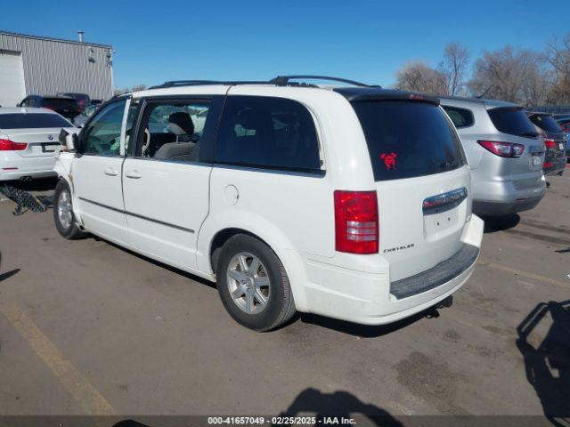 2010 CHRYSLER TOWN & COUNTRY 2A4RR5D10AR252975 Photo 2