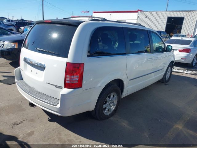 2010 CHRYSLER TOWN & COUNTRY 2A4RR5D10AR252975 Photo 3