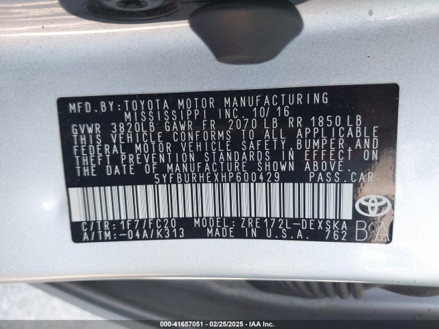 5YFBURHEXHP600429 Toyota Corolla Se Special Edition