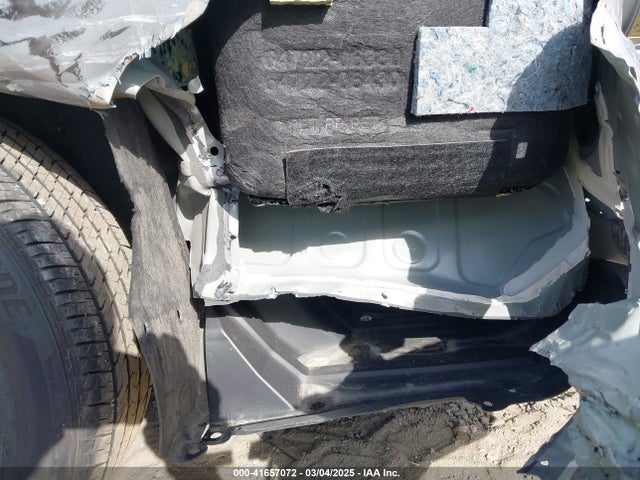 4T1C11AK0RU204203 Toyota CAMRY LE