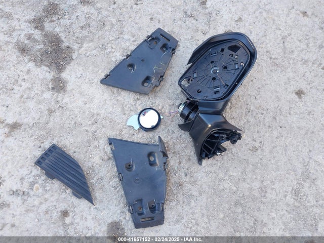 4T1G11AK9LU857847 Toyota CAMRY SE