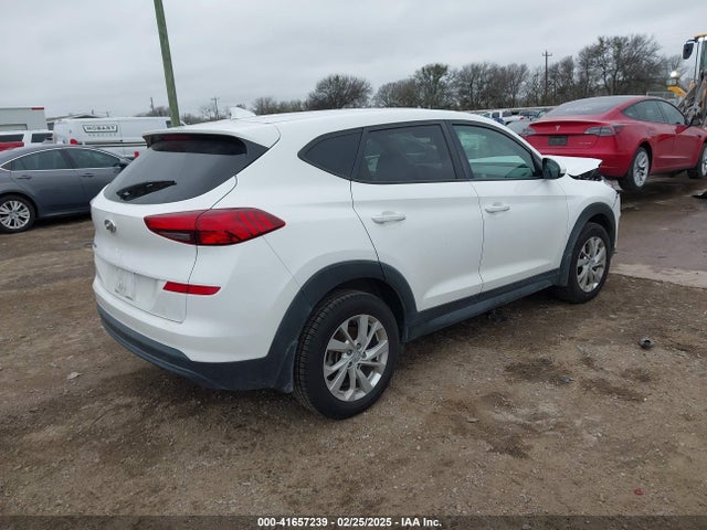 KM8J23A40KU974778 Hyundai TUCSON SE