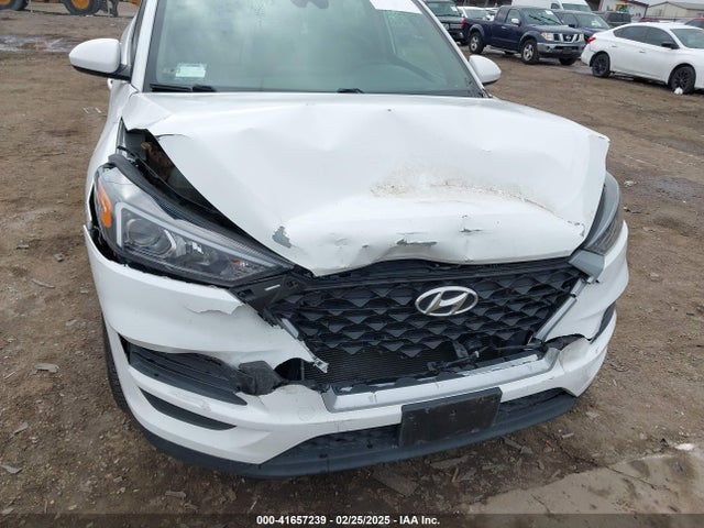 KM8J23A40KU974778 Hyundai TUCSON SE