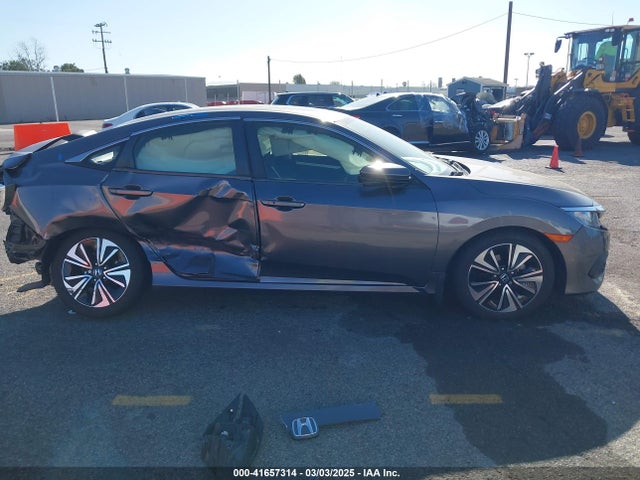 JHMFC1F3XJX028498 Honda Civic Ex-t