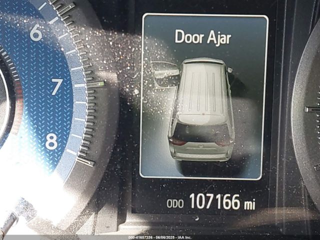 5TDKZ3DC3JS913564 Toyota Sienna Le 8 Passenger