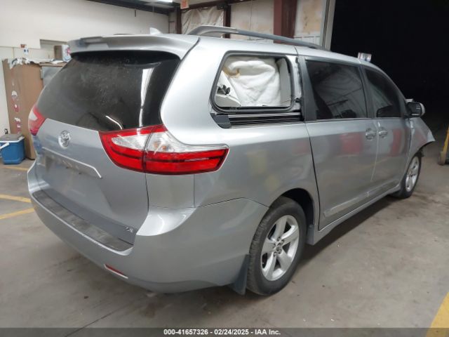 5TDKZ3DC3JS913564 Toyota Sienna Le 8 Passenger