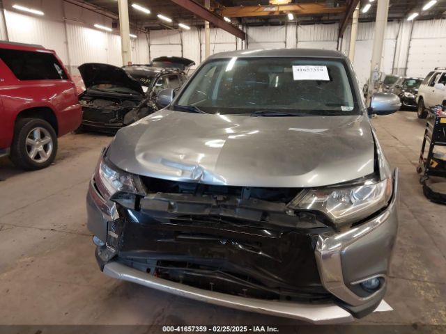 JA4AD3A33HZ043705 Mitsubishi Outlander Se