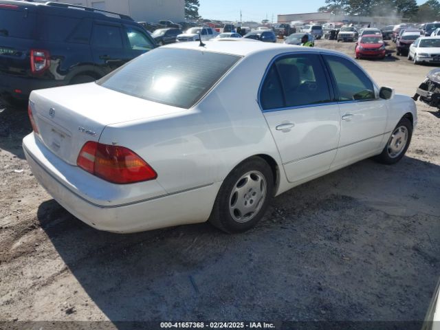 2002 LEXUS LS 430 JTHBN30F820084456 Photo 3