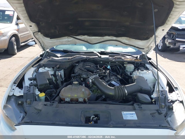 Ford Mustang V6 2015 1FA6P8AM7F5302988 Image 10