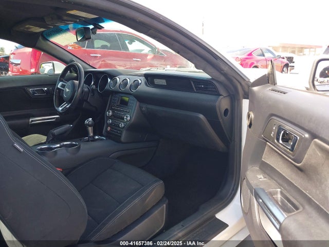 Ford Mustang V6 2015 1FA6P8AM7F5302988 Image 5