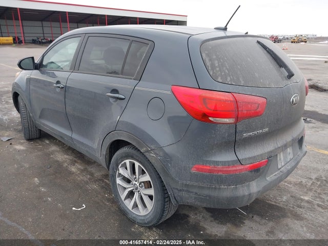 KNDPBCAC8G7851368 KIA Sportage Lx