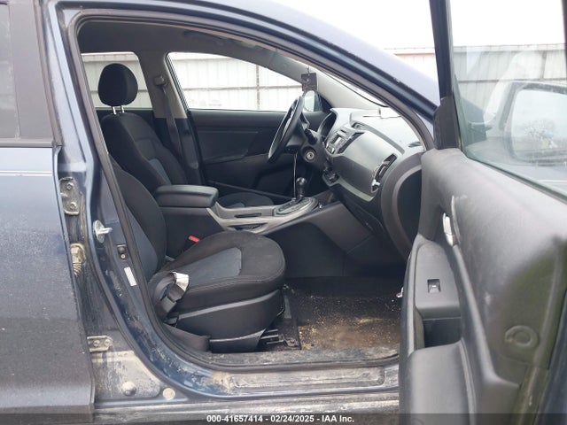 KNDPBCAC8G7851368 KIA Sportage Lx