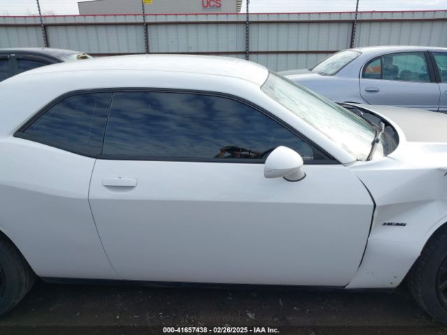 2C3CDZBT2GH285176 Dodge Challenger R/t