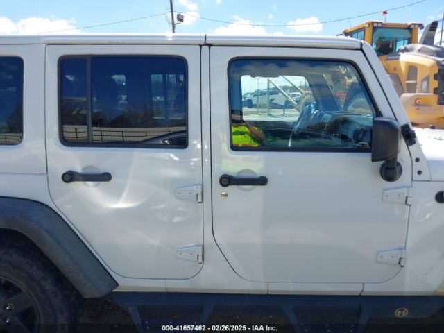 1C4BJWDG8GL102784 Jeep Wrangler Unlimited Black Bear