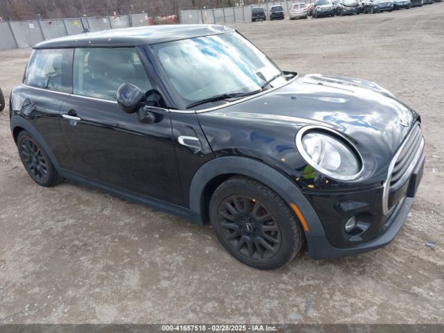 2018 MINI HARDTOP WMWXP5C51J2G63811 Photo 0
