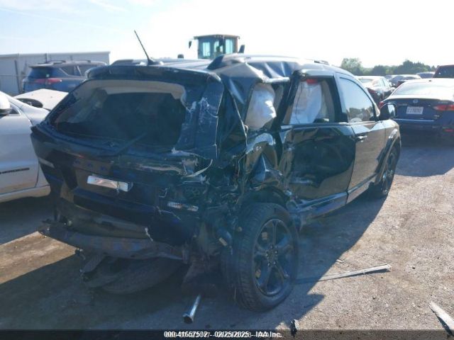 3C4PDCGB3HT556975 Dodge Journey Crossroad Plus