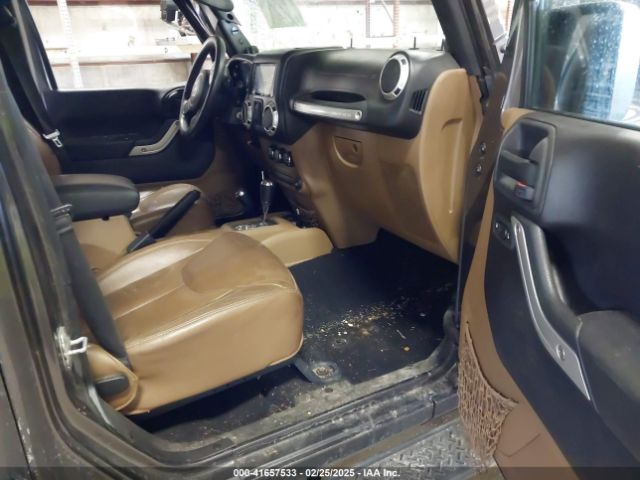 1C4BJWEG8EL267892 Jeep Wrangler Unlimited Sahara