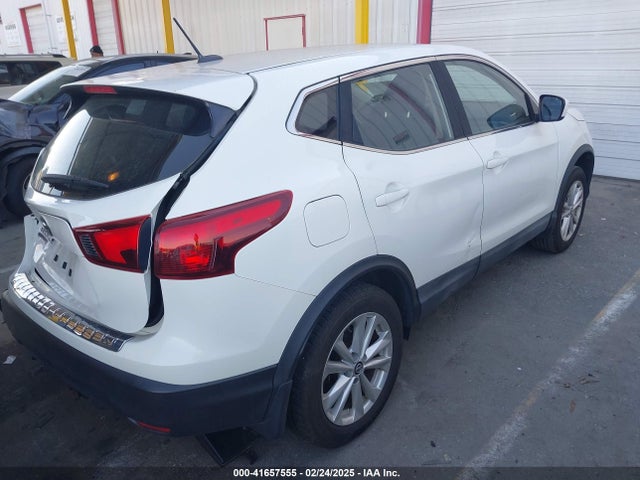 JN1BJ1CP6KW217933 Nissan Rogue Sport S