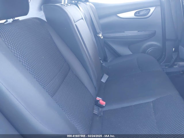 JN1BJ1CP6KW217933 Nissan Rogue Sport S
