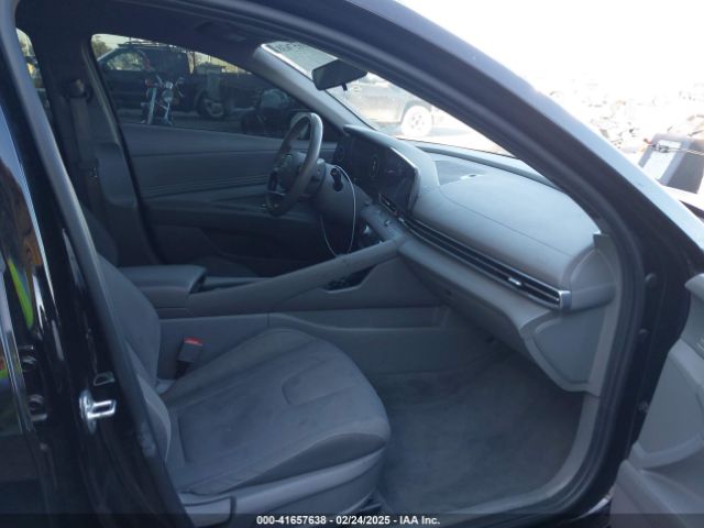 KMHLS4AG6PU420368 Hyundai ELANTRA SEL