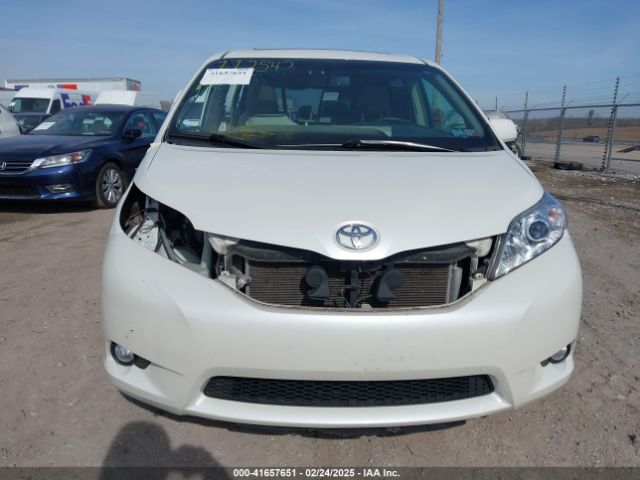 5TDYZ3DC5HS855137 Toyota Sienna Xle 8 Passenger