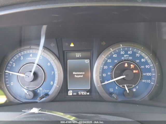 5TDYZ3DC5HS855137 Toyota Sienna Xle 8 Passenger