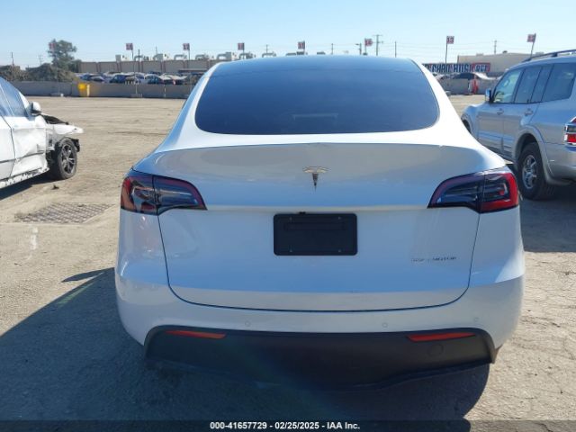 7SAYGDEE0NF510029 Tesla Model Y Long Range Dual Motor All-wheel Drive