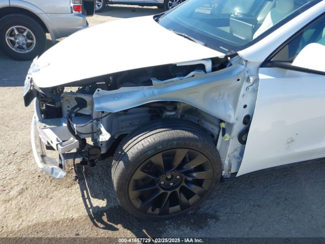 7SAYGDEE0NF510029 Tesla Model Y Long Range Dual Motor All-wheel Drive