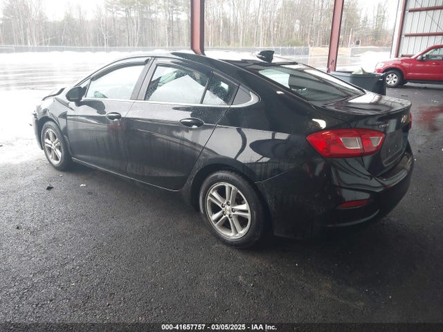 1G1BE5SM4H7137462 Chevrolet Cruze Lt Auto