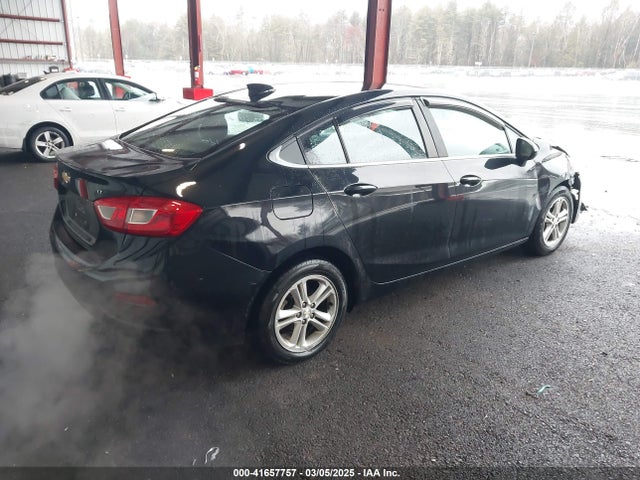 1G1BE5SM4H7137462 Chevrolet Cruze Lt Auto