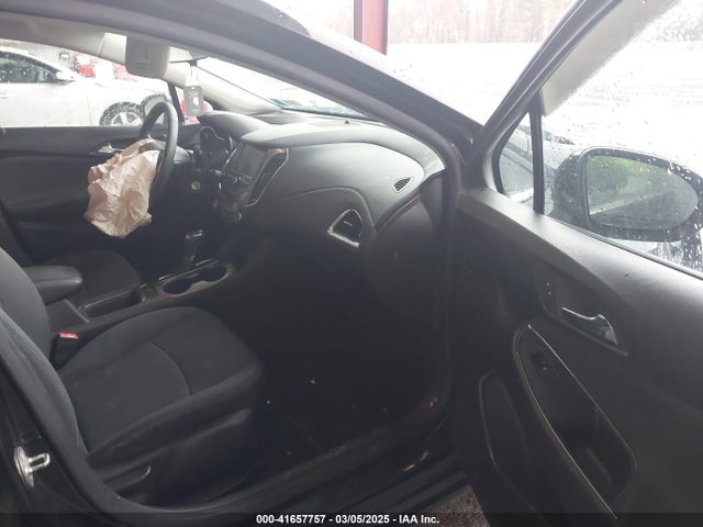 1G1BE5SM4H7137462 Chevrolet Cruze Lt Auto