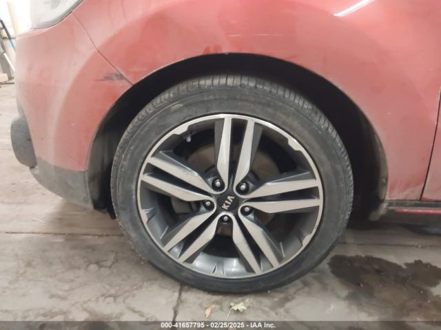 KNDJX3AA4J7587286 KIA Soul !