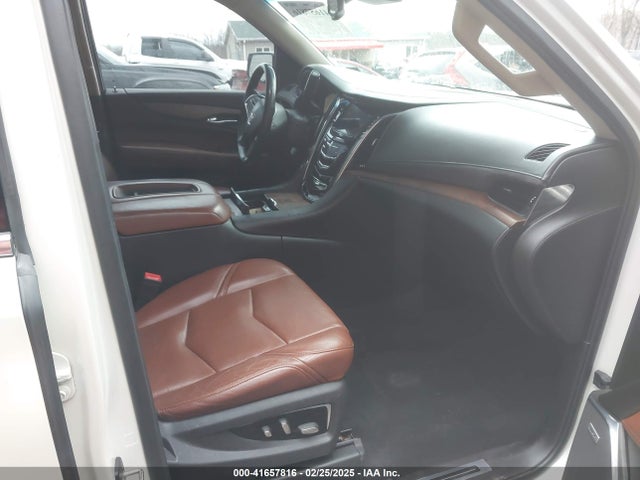 2015 Cadillac Escalade Premium მანქანა იყიდება აუქციონზე, vin: 1GYS4CKJXFR293277, აუქციონის ნომერი: 41657816