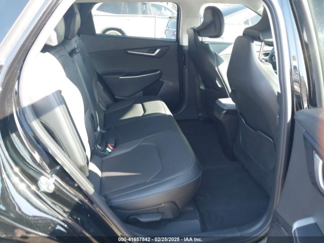 KNDC34LA7P5117927 KIA Ev6 Wind