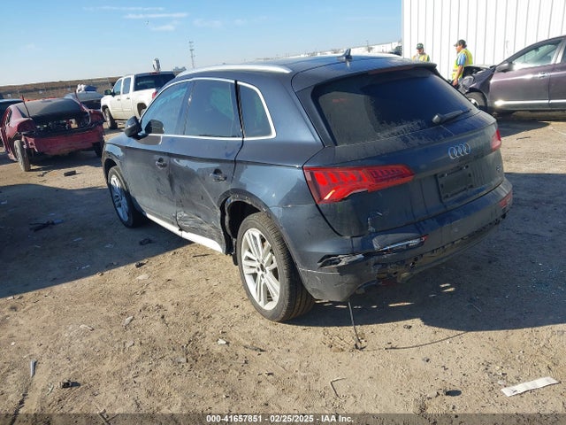 2018 AUDI Q5 WA1CNAFY3J2147690 Photo 2
