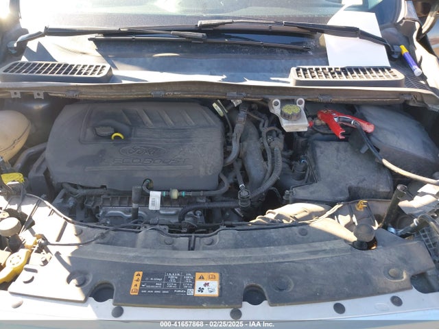 1FMCU0GD7JUA61460 Ford ESCAPE SE