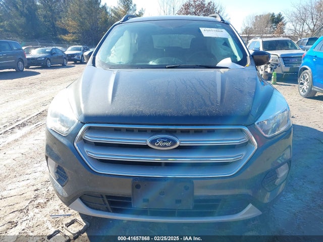 1FMCU0GD7JUA61460 Ford ESCAPE SE
