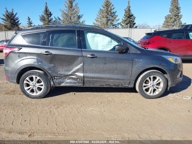 1FMCU0GD7JUA61460 Ford ESCAPE SE