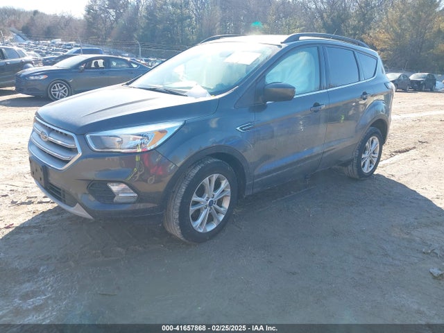 1FMCU0GD7JUA61460 Ford ESCAPE SE