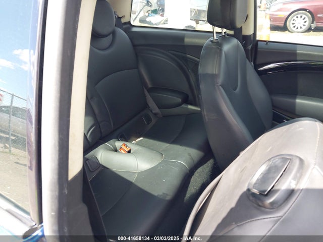 2012 MINI COOPER WMWSU3C55CT260643 Photo 7