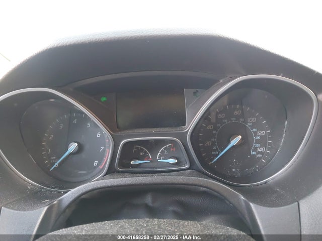 1FADP3F28EL455827 Ford FOCUS SE