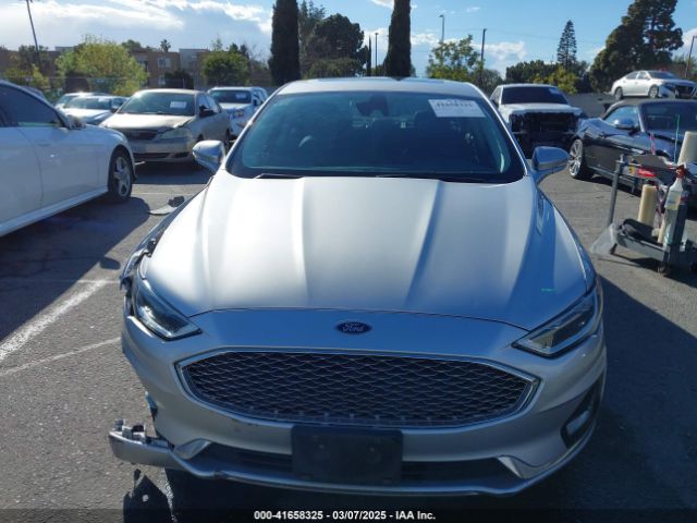 3FA6P0SU8KR216158 Ford Fusion Energi Titanium