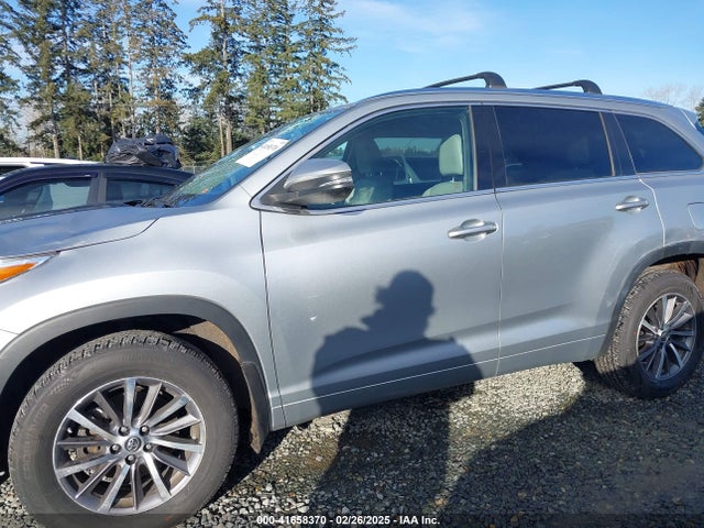 Toyota Highlander Xle 2017 5TDJZRFH1HS522415 Image 14